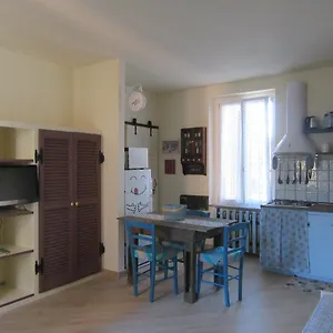  Appartamento Un Letto Nel Cortile